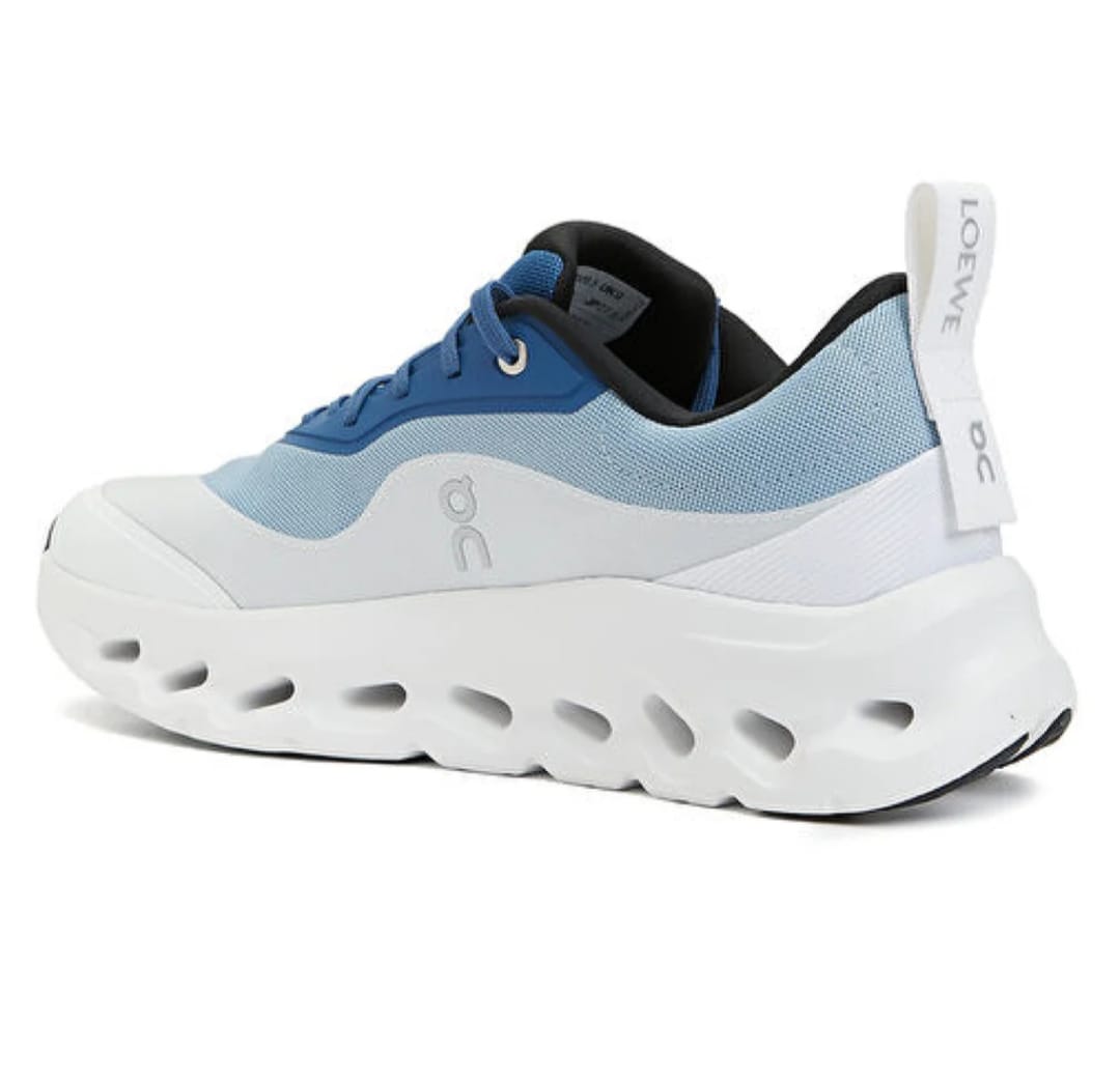 On Cloud tilt x Loewe 2.0 MENS