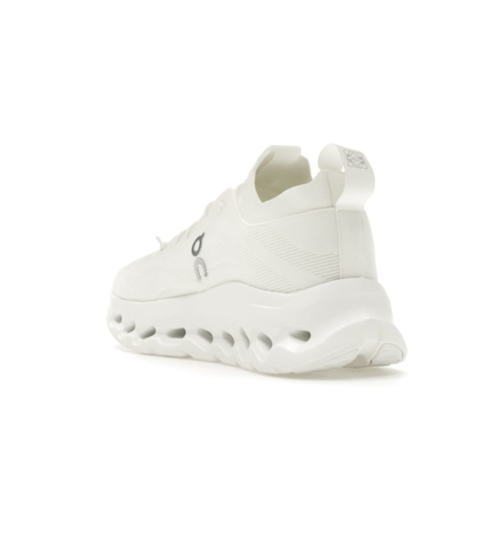 ON Running Cloudtilt Loewe All White  WOMENS