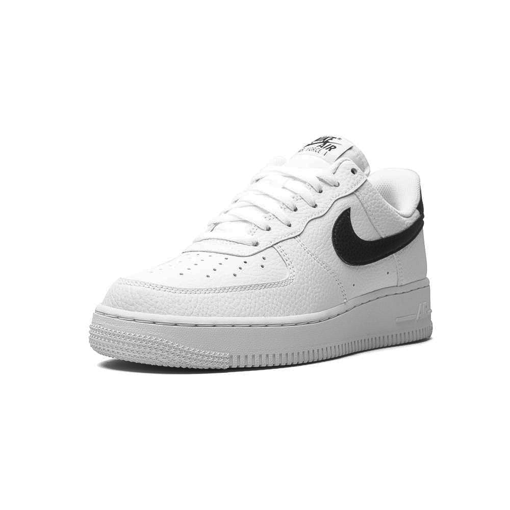 Nike AIR FORCE WHITE BLACK Sign WOMENS